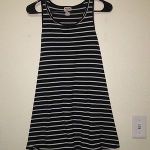 black/white tshirt dress